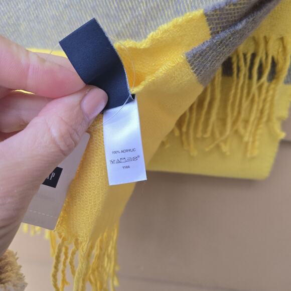 Gap Unisex Scarf Shawl Yellow Multicolor Striped Fringe Knit - Picture 3 of 7